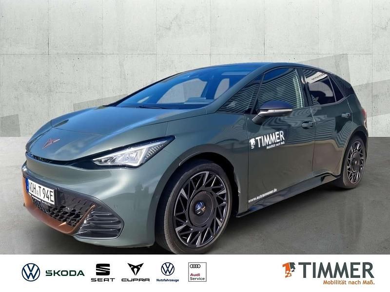 Grün Gebraucht 2025 Cupra Born VZ2 Kleinwagen | 44.850 € (Guter Preis) - Bild 1/4