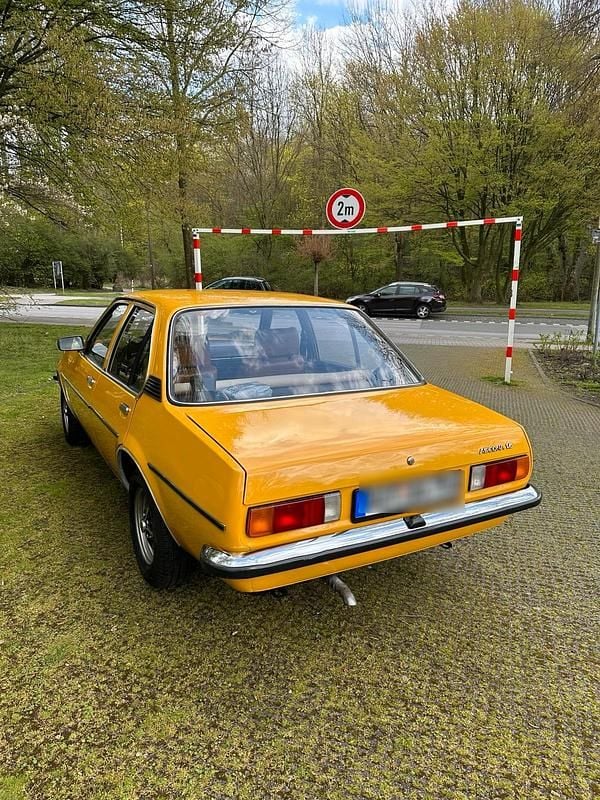 Gebraucht Opel Ascona 60 PS (44 kW) 1977 Gelb Limousine