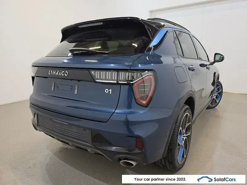 Second-hand Lynk & Co 01 179 CP (131 kW) 2022 Albastru SUV