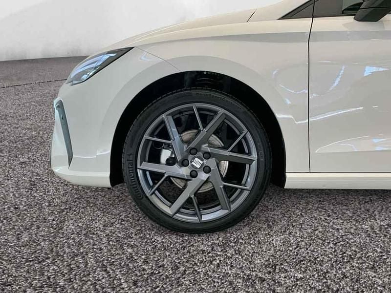 Neu Seat Ibiza FR 150 PS (110 kW) 2026 Candy weiss Kleinwagen