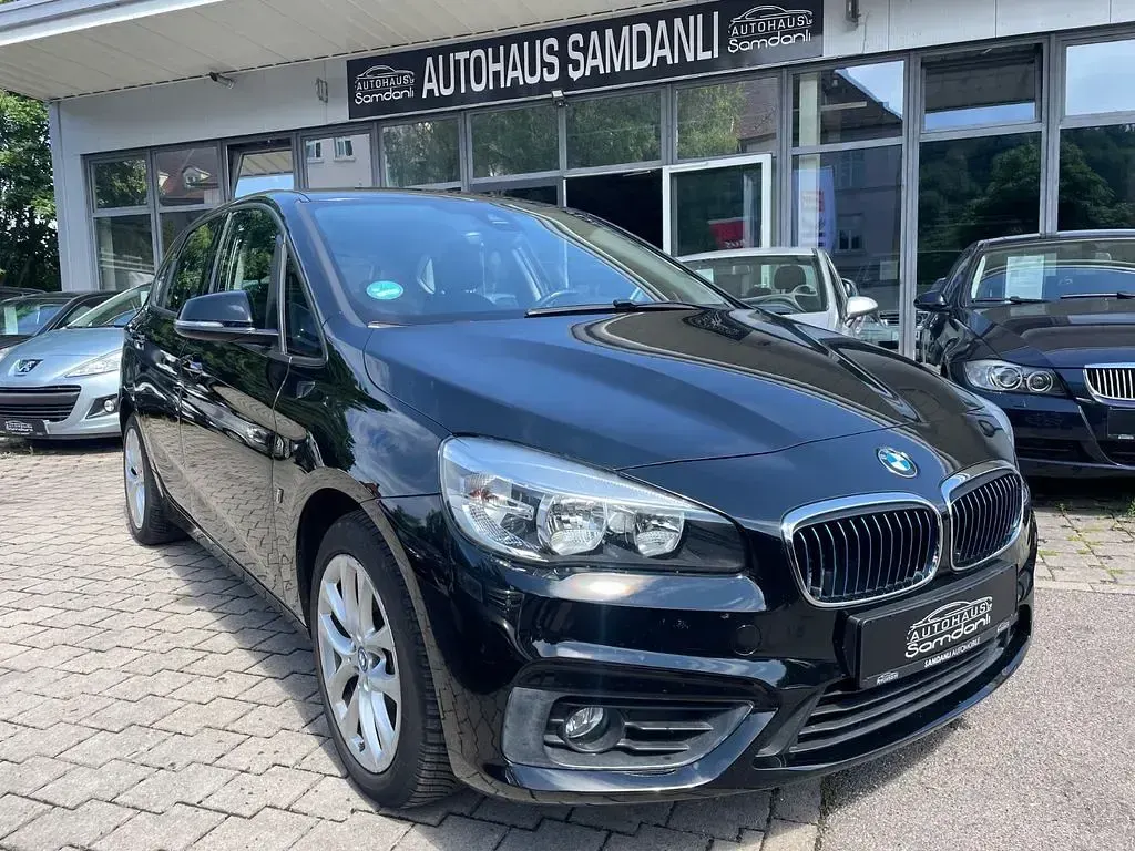 Gebraucht BMW 225 Active Tourer Advantage 136 PS (100 kW) 2017 Schwarz Van / Kleinbus