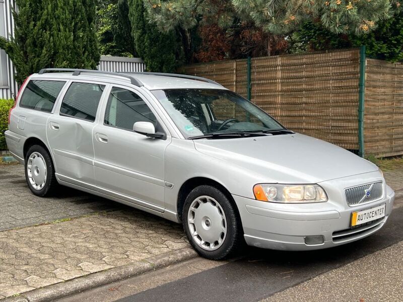 Gebraucht Volvo V70 140 PS (102 kW) 2005 Silber Kombi