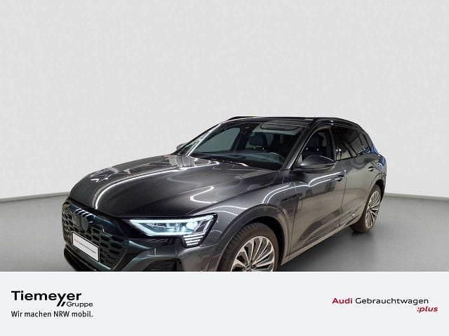 Grau Gebraucht 2024 Audi Q8 e-tron S-Line SUV | 58.870 € (Guter Preis) - Bild 1/4