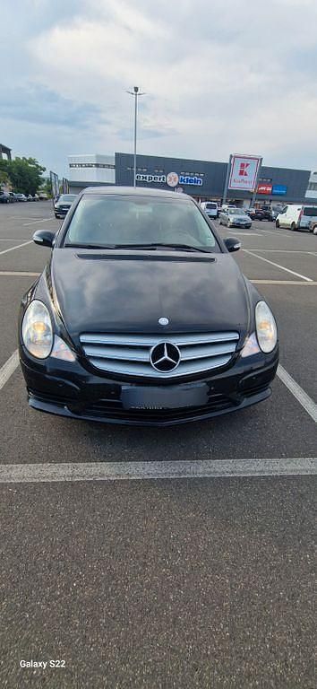 Schwarz Gebraucht 2006 Mercedes R500 Van / Kleinbus | 6.500 € (Superpreis) - Bild 1/2