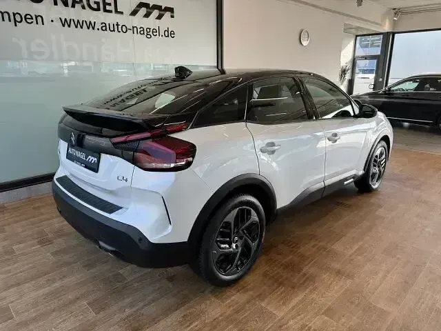 Gebraucht Citroën C4 Feel 131 PS (96 kW) 2023 Weiß SUV