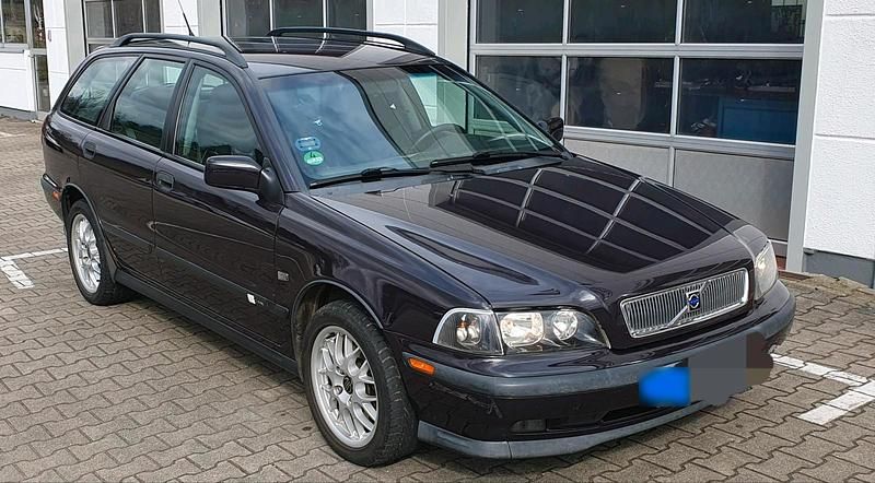 Gebraucht Volvo V40 160 PS (117 kW) 2000 Andere farben Kombi