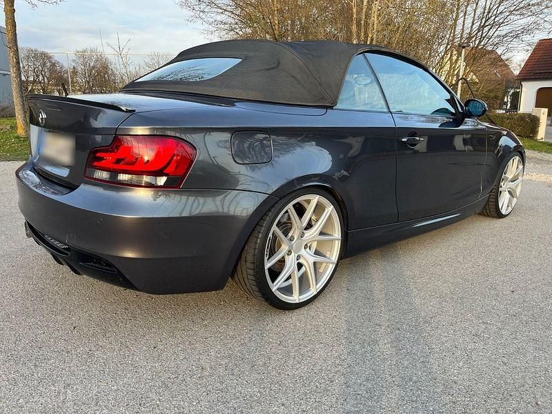 Gebraucht BMW 118 Cabriolet M Performance 143 PS (105 kW) 2008 Grau Cabrio