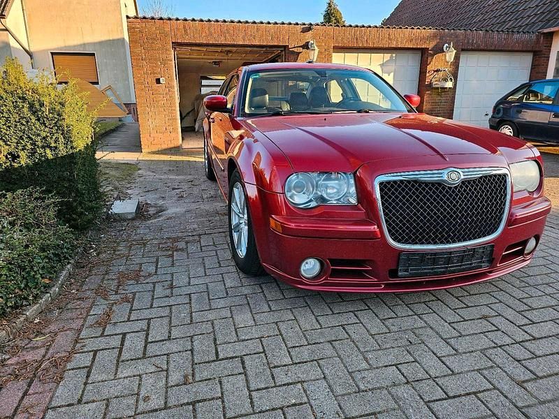 Gebraucht Chrysler 300C 460 PS (338 kW) 2008 Rot Limousine
