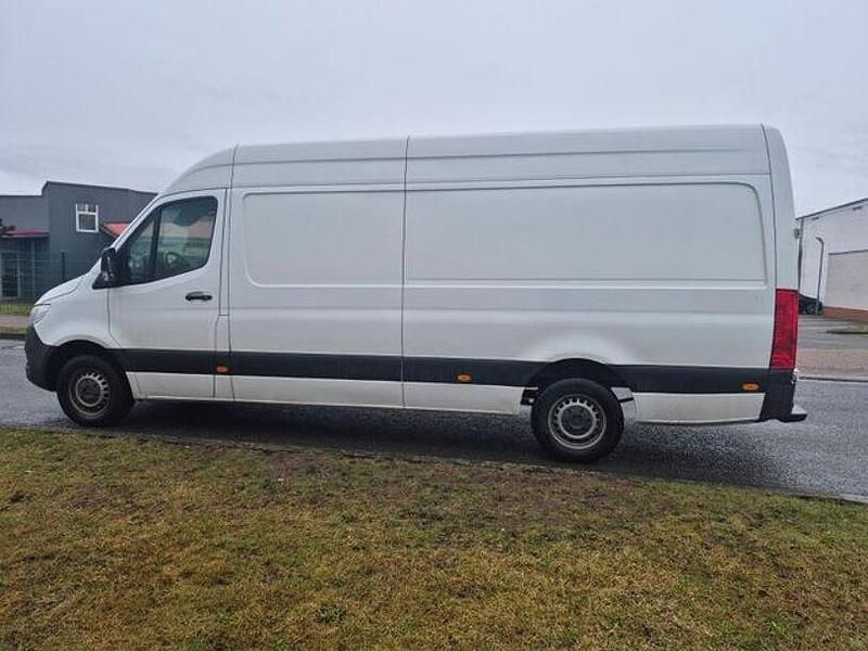 Gebraucht Mercedes Sprinter 150 PS (110 kW) 2021 Arktikweiss Van