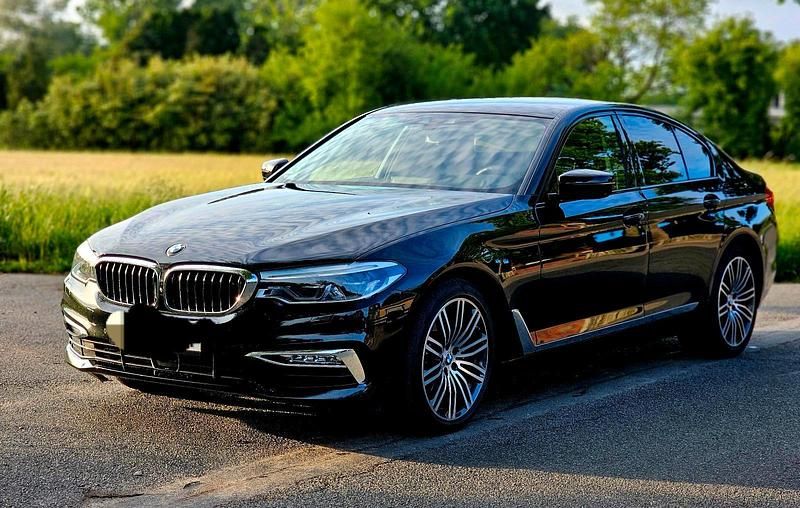 Schwarz Gebraucht 2017 BMW 530 Luxury Line Limousine | 26.000 € (Etwas zu teuer) - Bild 1/4