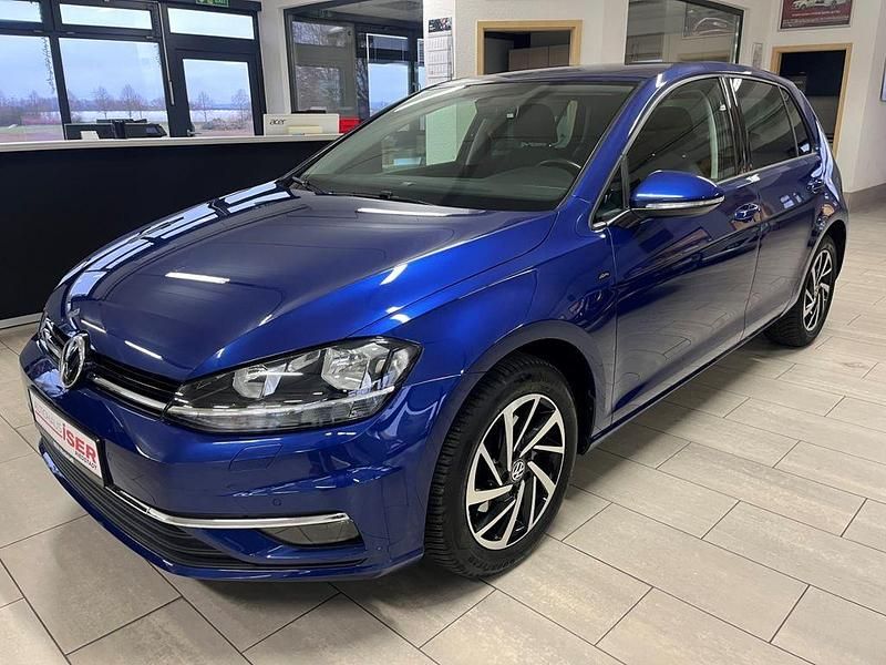 Second-hand VW Golf VII Join 150 CP (110 kW) 2019 Albastru Berlinǎ