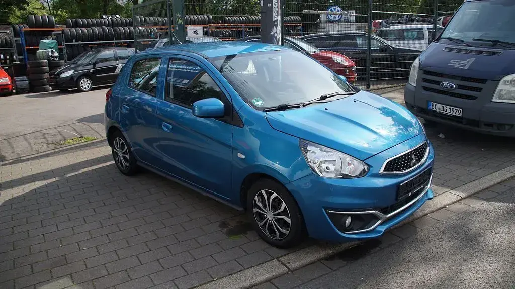 Gebraucht Mitsubishi Space Star Edition 71 PS (52 kW) 2017 Blau Kleinwagen