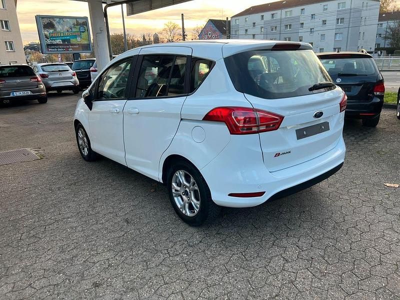 Usata Ford B-MAX SYNC Edition 101 CV (74 kW) 2017 Bianco Monovolume