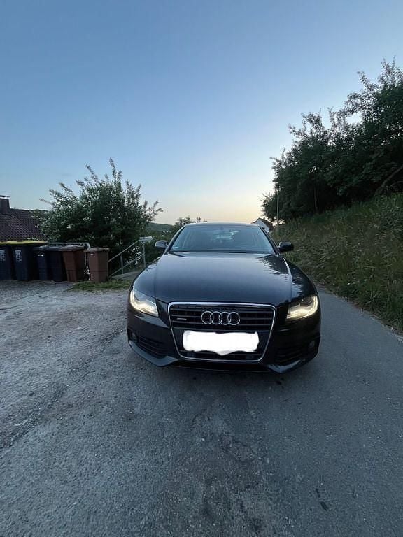 Schwarz Gebraucht 2009 Audi A4 Ambiente Limousine | 6.200 € (Fairer Preis) - Bild 1/4