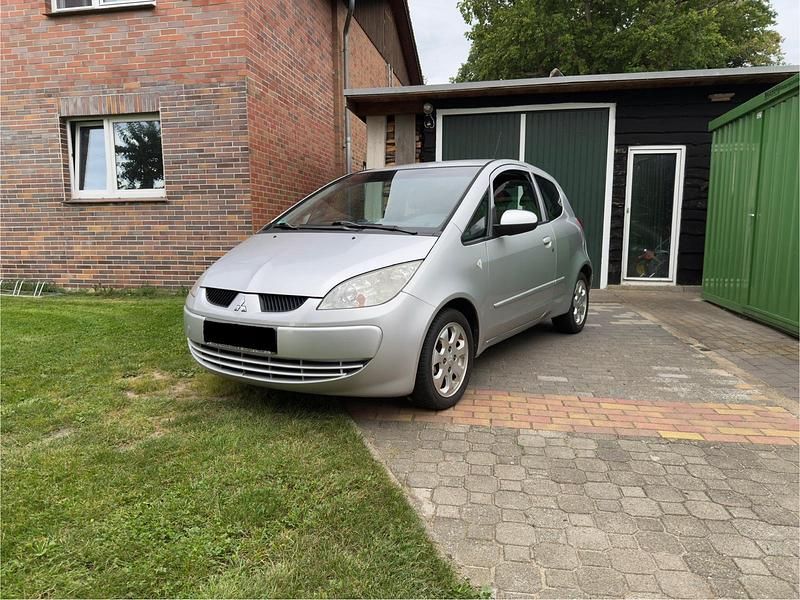 Gebraucht Mitsubishi Colt 95 PS (69 kW) 2005 Silber Kleinwagen