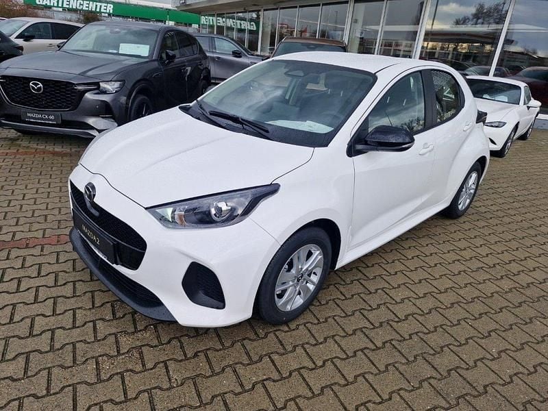Neu Mazda 2 Center-Line 116 PS (85 kW) 2026 Weiß Kleinwagen