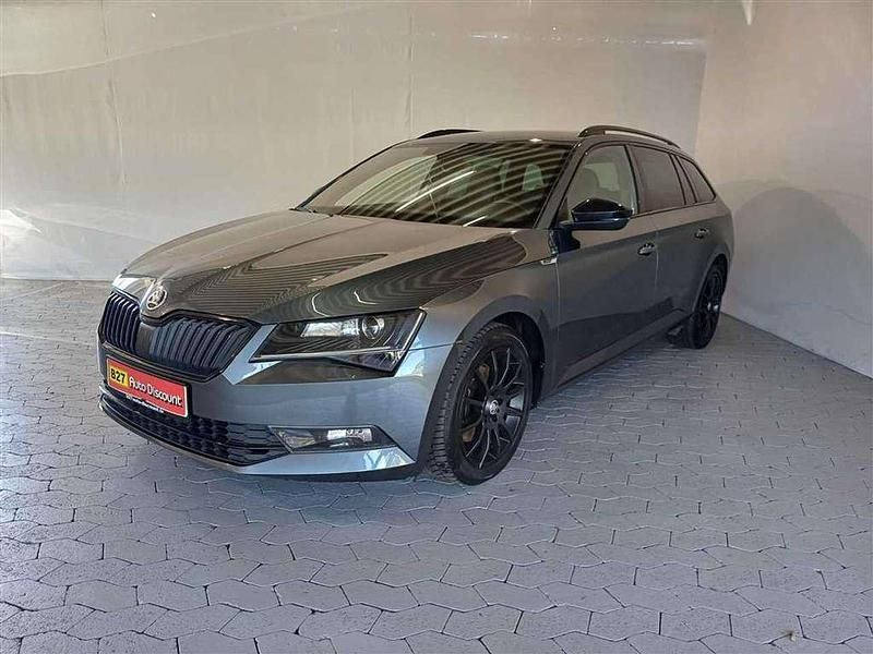 Quarz grau metallic Gebraucht 2018 Skoda Superb SportLine Kombi | 18.450 € (Guter Preis) - Bild 1/4