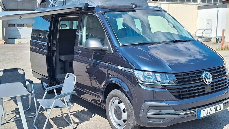 Blau Gebraucht 2020 VW T6.1 Coast Van | 53.900 € (Teuer) - Bild 1/4