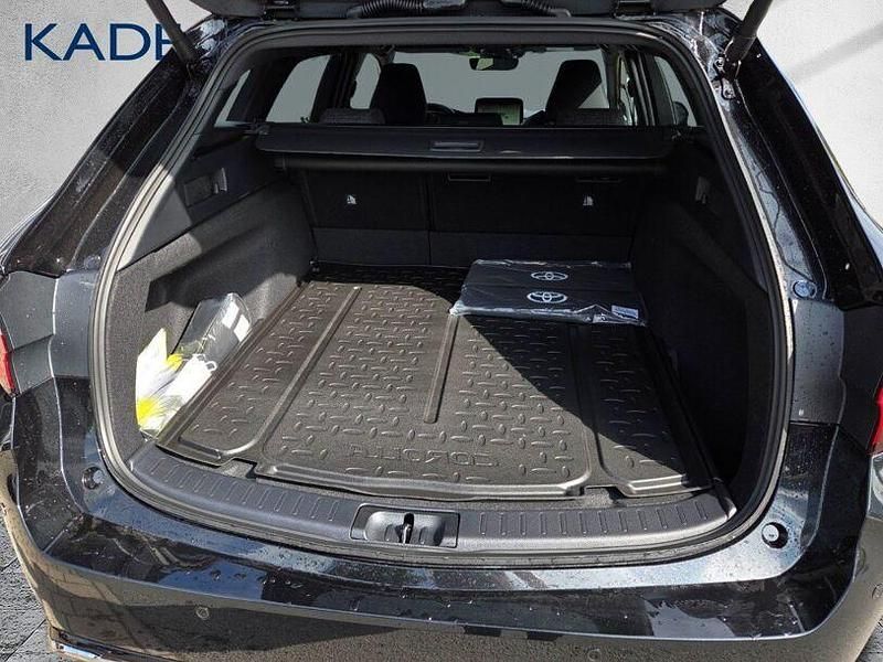 Neu Toyota Corolla 196 PS (144 kW) 2025 Black mica / ink Kombi