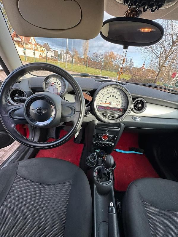 Gebraucht Mini Cooper 99 PS (72 kW) 2010 Rot Kleinwagen