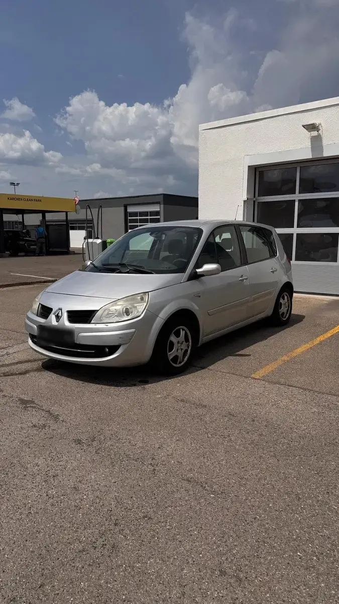 Gebraucht Renault Scenic E-Tech 112 PS (82 kW) 2008 Silber Kleinwagen
