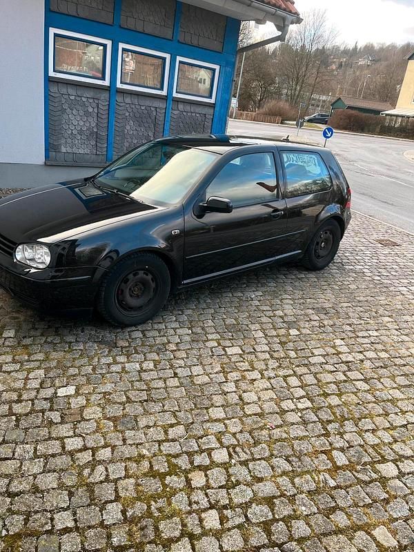 Gebraucht VW Golf IV Pacific 101 PS (74 kW) 2003 Schwarz Kleinwagen