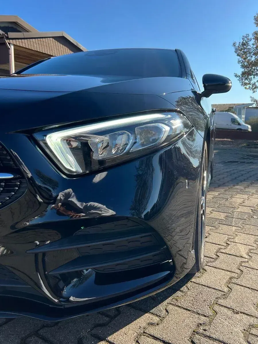 Gebraucht Mercedes A180 Edition 136 PS (100 kW) 2020 Schwarz Limousine