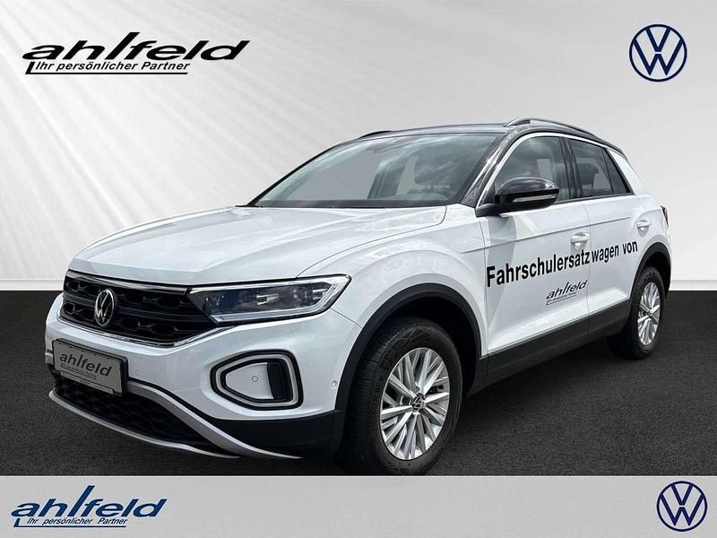 Pure white Gebraucht 2022 VW T-Roc Life SUV | 27.970 € (Etwas zu teuer) - Bild 1/4