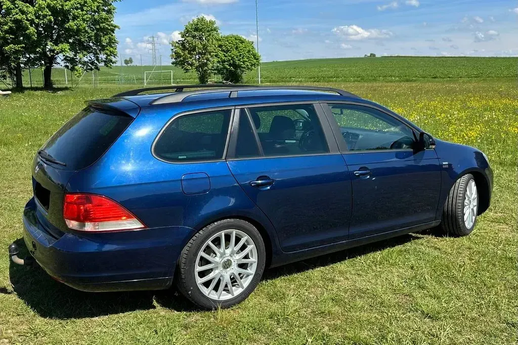 Gebraucht VW Golf VII Match 140 PS (102 kW) 2012 Blau Kombi