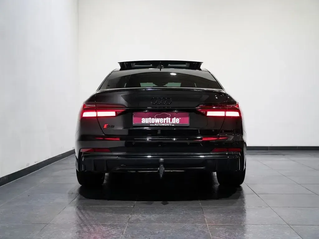 Gebraucht Audi S6 Comfort 344 PS (253 kW) 2024 Mythosschwarz metallic Limousine
