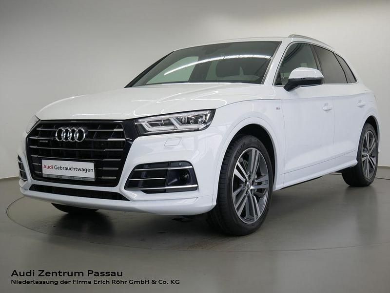 Gletscherweiss metallic Gebraucht 2020 Audi Q5 S-Line SUV | 35.190 € (Superpreis) - Bild 1/4