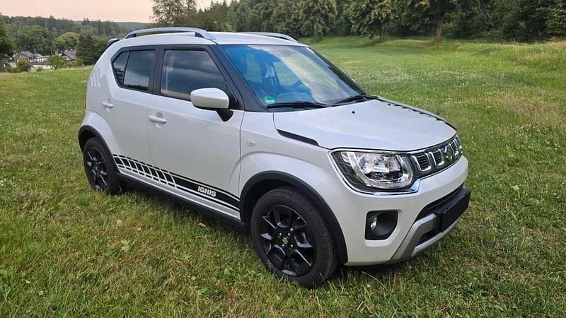 Weiß Gebraucht 2021 Suzuki Ignis Comfort Kleinwagen | 14.990 € (Fairer Preis) - Bild 1/4