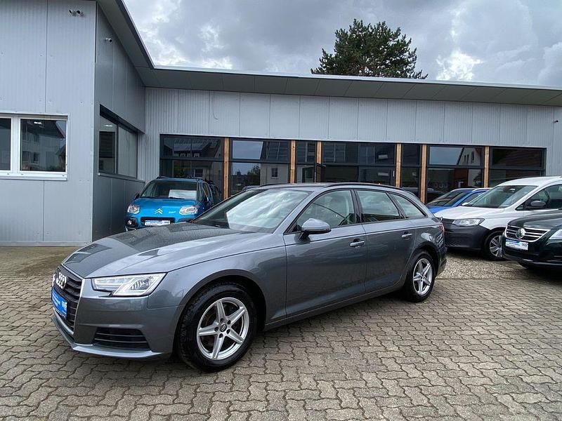 Gebraucht Audi A4 Sport 150 PS (110 kW) 2019 Grau Kombi