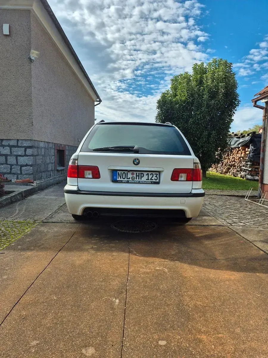 Occasion BMW 523 Performance 170 ch (125 kW) 1999 Blanc Break