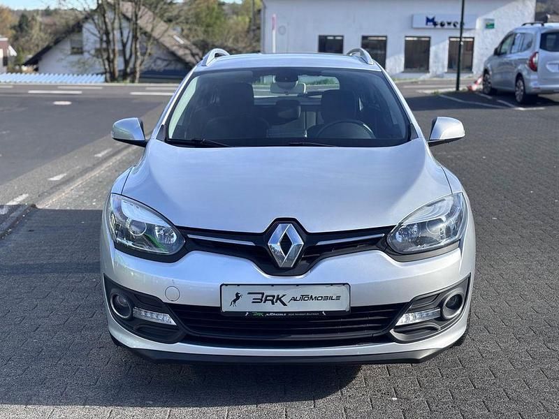 Gebraucht Renault Mégane III Initiale Paris 110 PS (80 kW) 2014 Silber Limousine