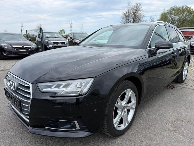 Używany Audi A4 Sport 150 KM (110 kW) 2017 Czarny Kombi