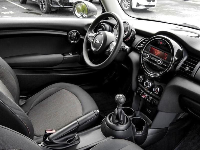 Gebraucht Mini ONE 75 PS (55 kW) 2017 Weiß Kleinwagen