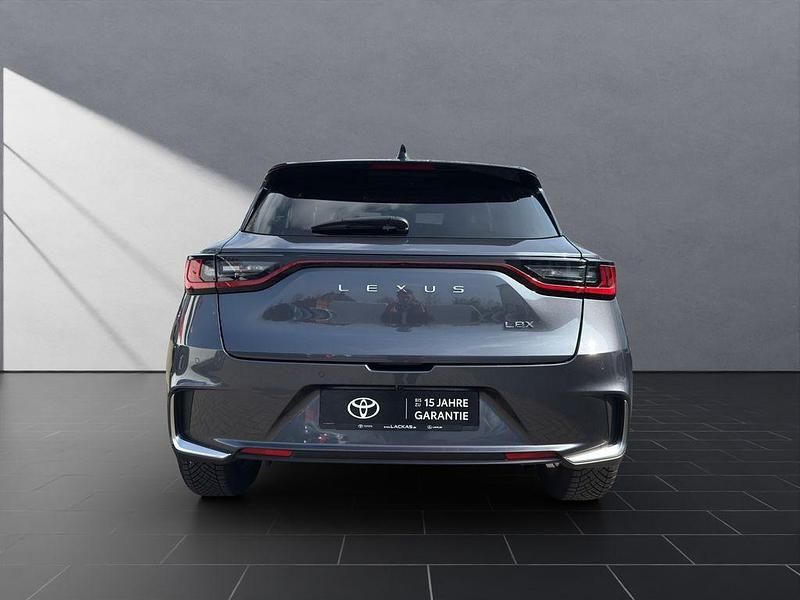 Gebraucht Lexus LBX 136 PS (100 kW) 2025 Grau SUV