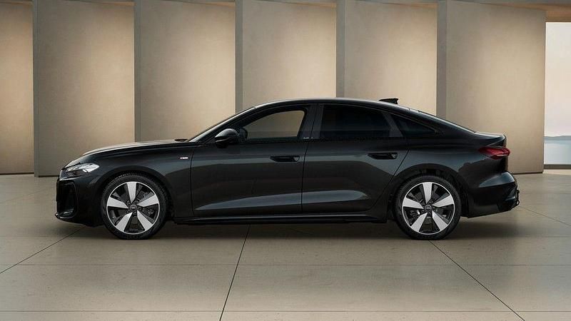 Gebraucht Audi A5 Sport 204 PS (150 kW) 2025 Mythosschwarz metallic Limousine