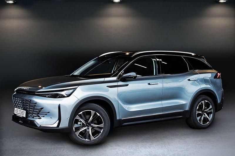 Neu Baic X75 177 PS (130 kW) 2025 Grau SUV