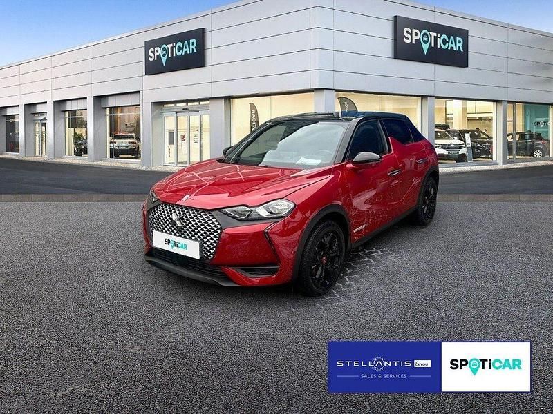 Rot Gebraucht 2021 DS Automobiles DS3 Crossback E-Tense Performance SUV | 15.490 € (Fairer Preis) - Bild 1/4