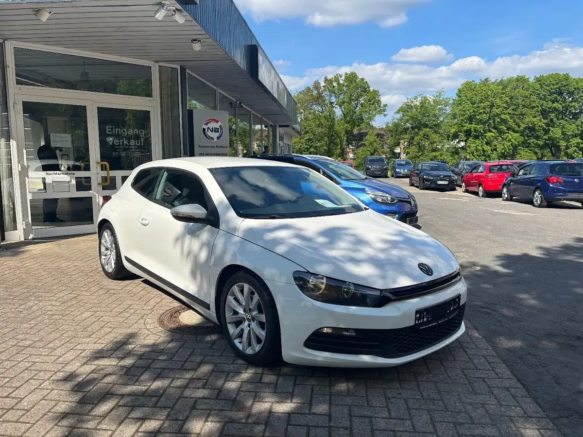 Gebraucht VW Scirocco 140 PS (102 kW) 2012 Weiß Coupé