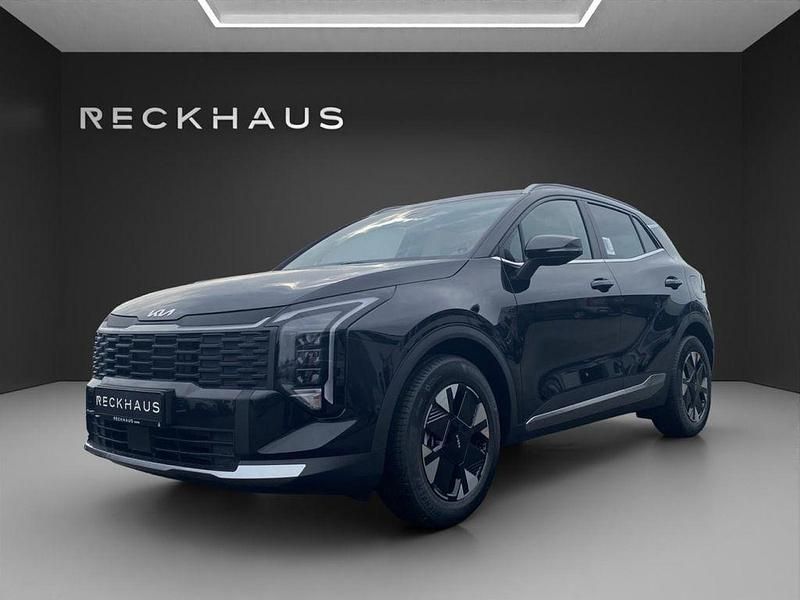 Schwarz Neu 2025 Kia Sportage Comfort SUV | 37.450 € (Superpreis) - Bild 1/4