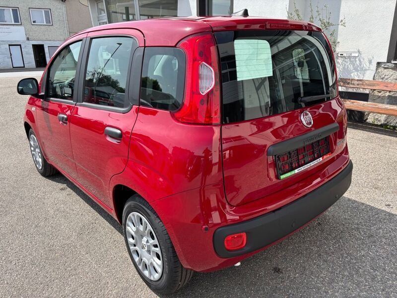 Gebraucht Fiat Panda 71 PS (52 kW) 2025 Rot Kleinwagen