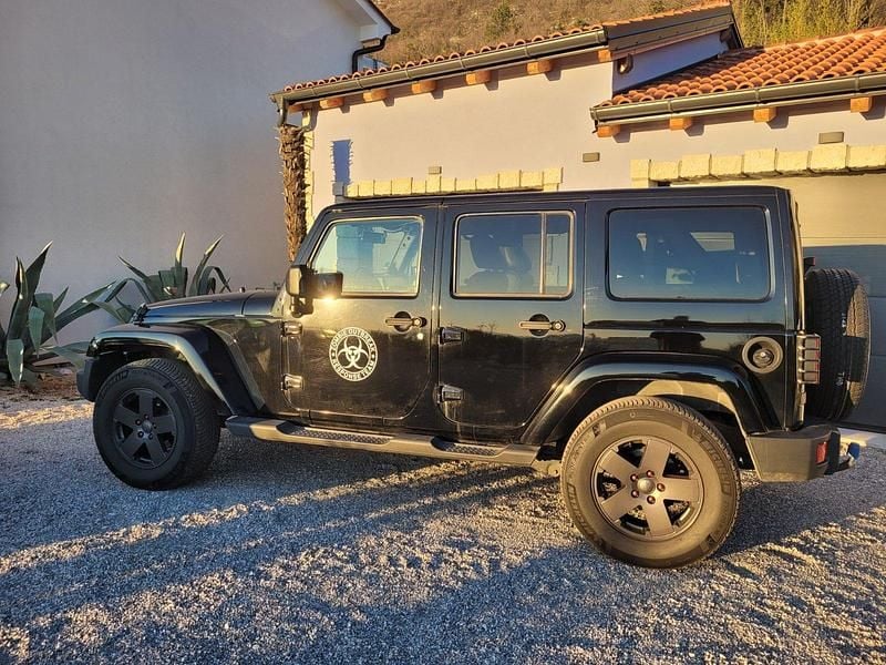 Gebraucht Jeep Wrangler Sahara 200 PS (147 kW) 2011 Schwarz SUV