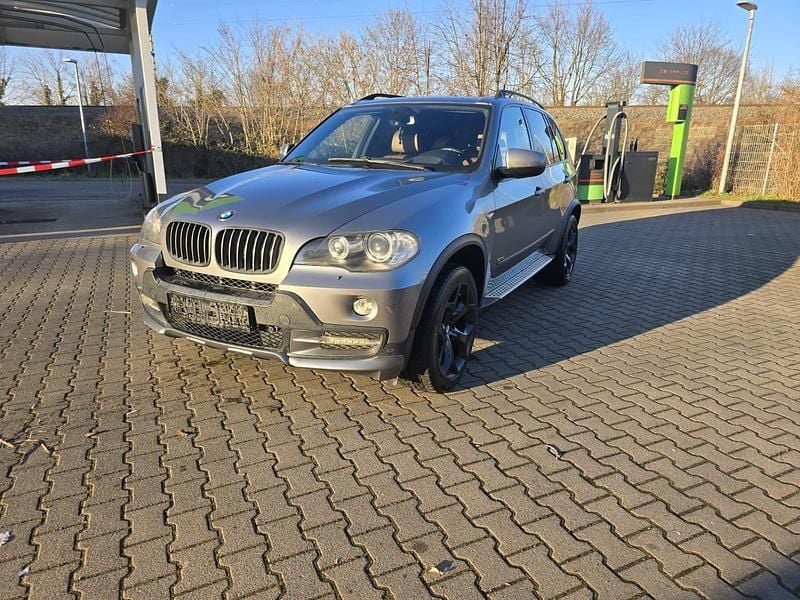 Grau Gebraucht 2007 BMW X5 SUV | 7.800 € (Guter Preis) - Bild 1/4