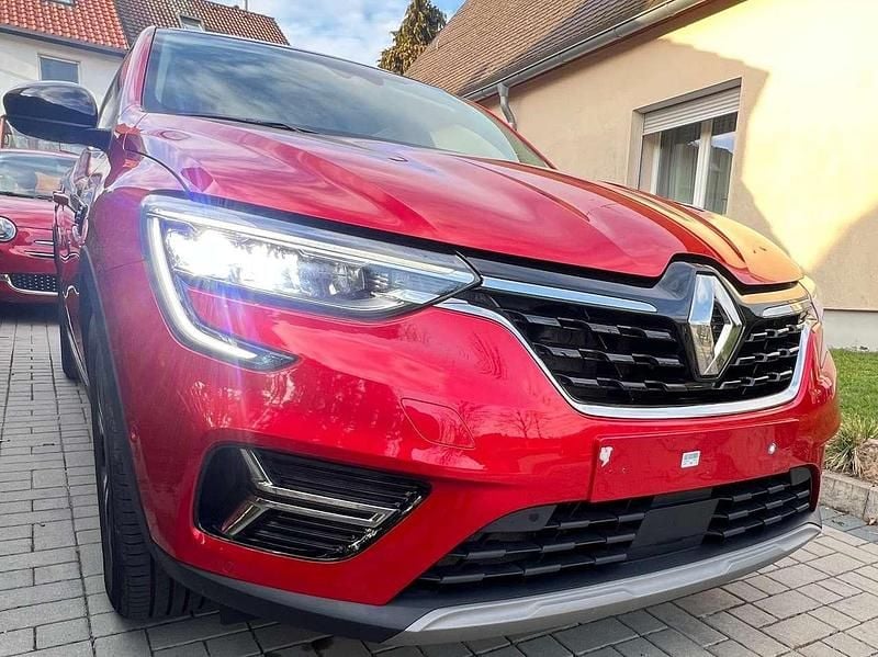 Gebraucht Renault Arkana Esprit Alpine 140 PS (102 kW) 2023 Rot SUV