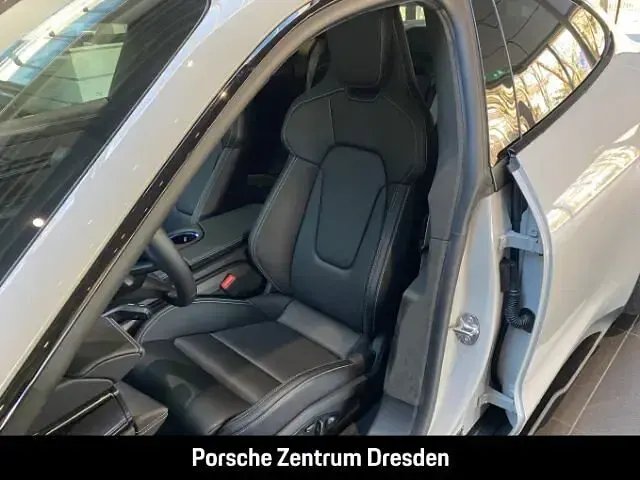 Ny Porsche Taycan 514 kW (700 HK) 2026 Hvid Sedan