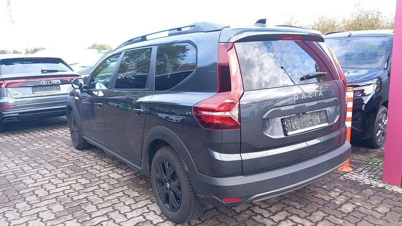 Gebraucht Dacia Jogger Extreme 101 PS (74 kW) 2022 Grau metallic Van / Kleinbus