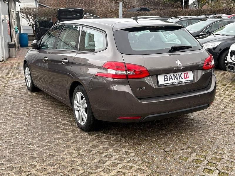 Gebraucht Peugeot 308 SW 110 PS (80 kW) 2015 Grau Kombi